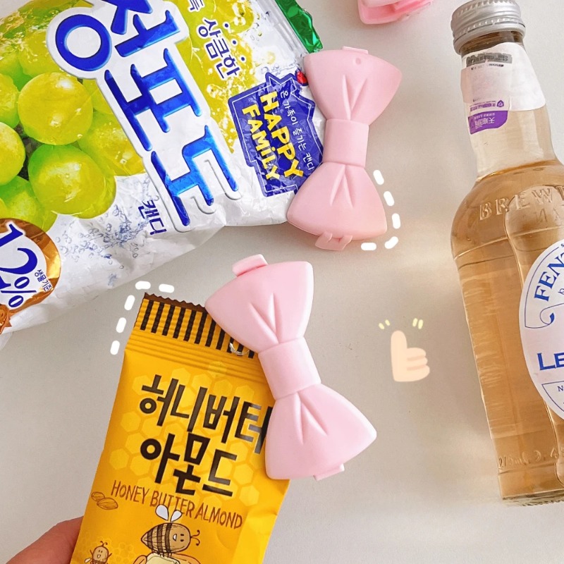 5PCS Kawaii Food Sealing Clip  - Food Storage Roll Bags review and price